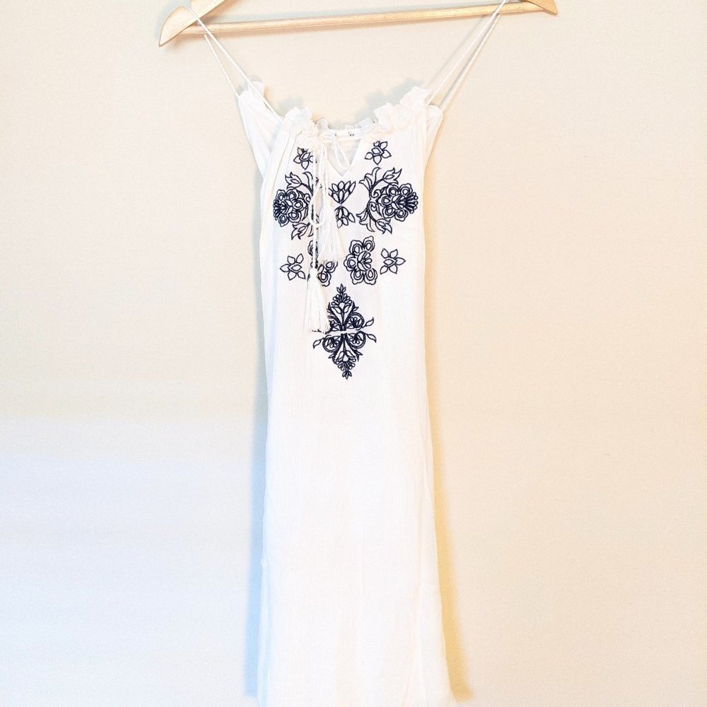 white halter casual dress